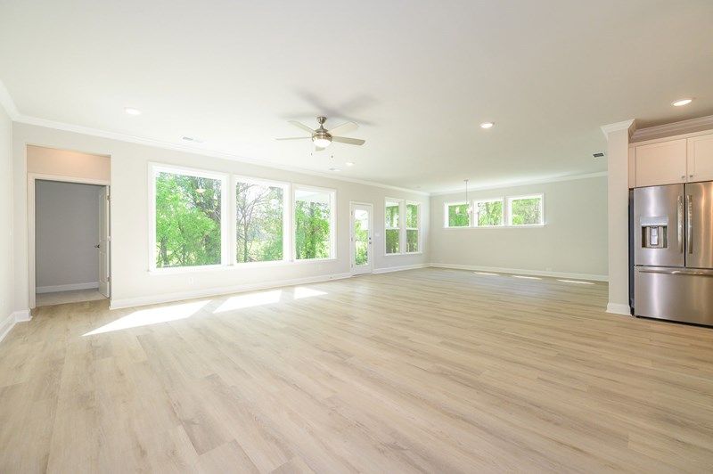 The Ponder - Family Room