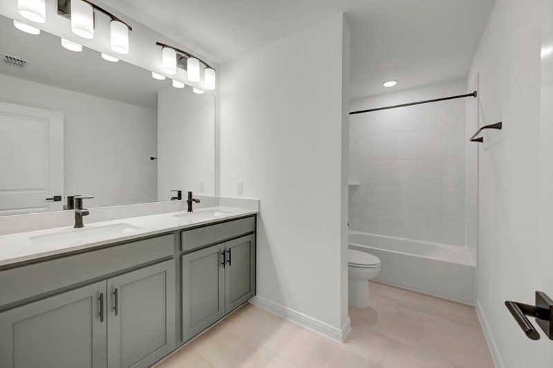Owner's Bath