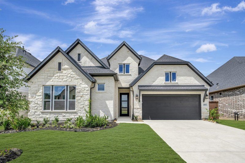 Begonia - Brookewater - Ascent Collection: Rosenberg, Texas - David Weekley Homes
