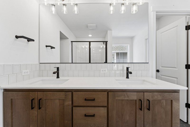 Owner's Bath