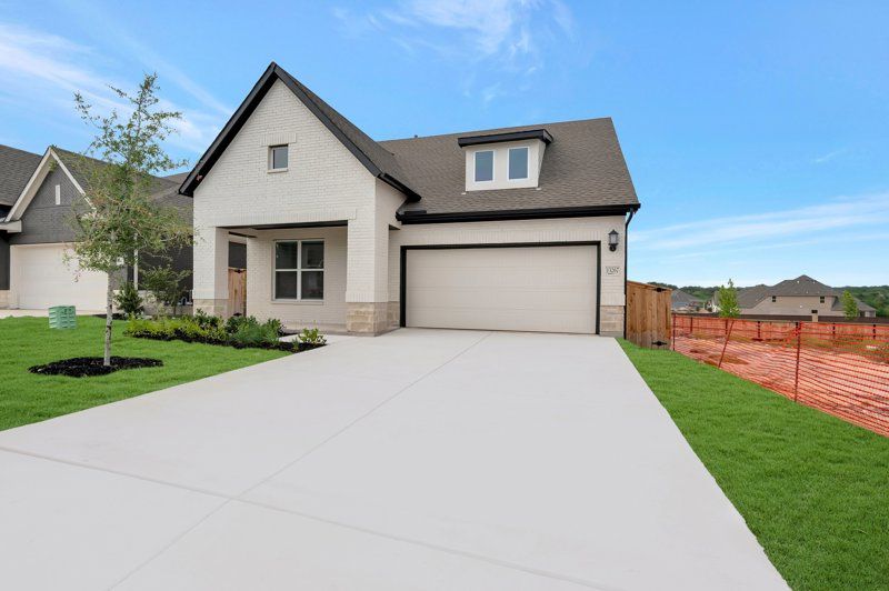 Poppy - Briggs Ranch - Select Classic Series: San Antonio, Texas - David Weekley Homes
