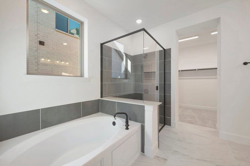 Owner's Bath
