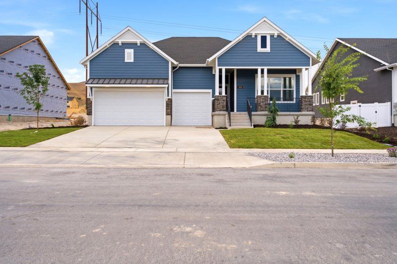 Beringwood - Brixton Park: Saratoga Springs, Utah - David Weekley Homes