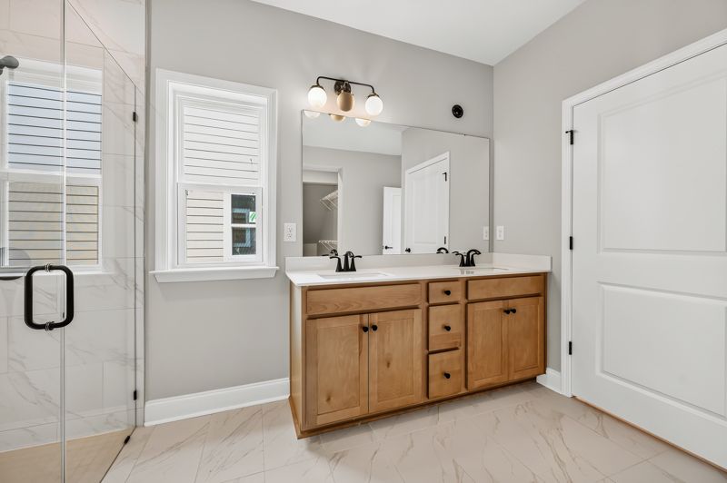 Owner's Bath