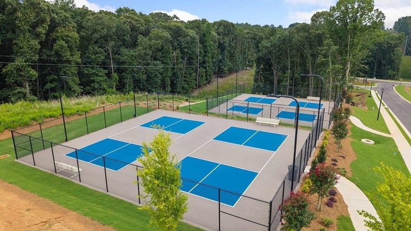 Pickleball Coiurts