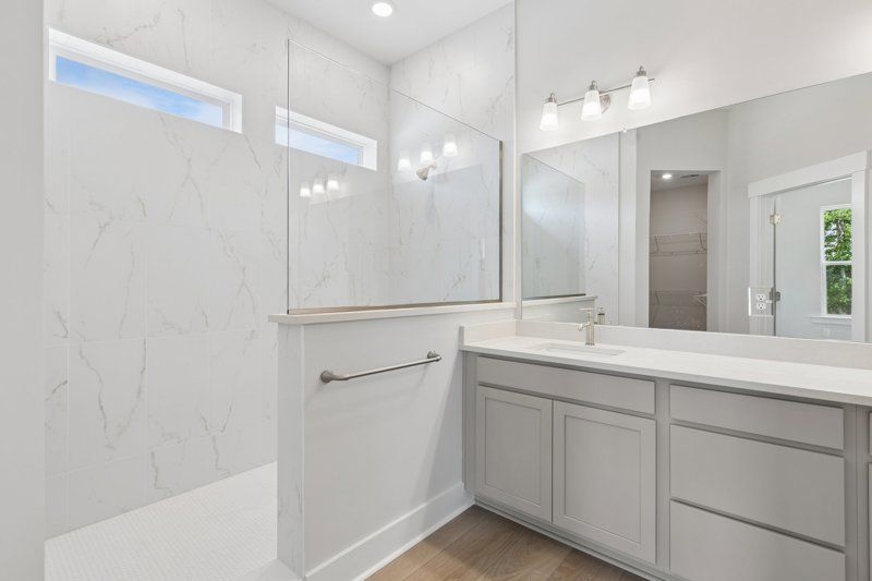 Owner's Bath