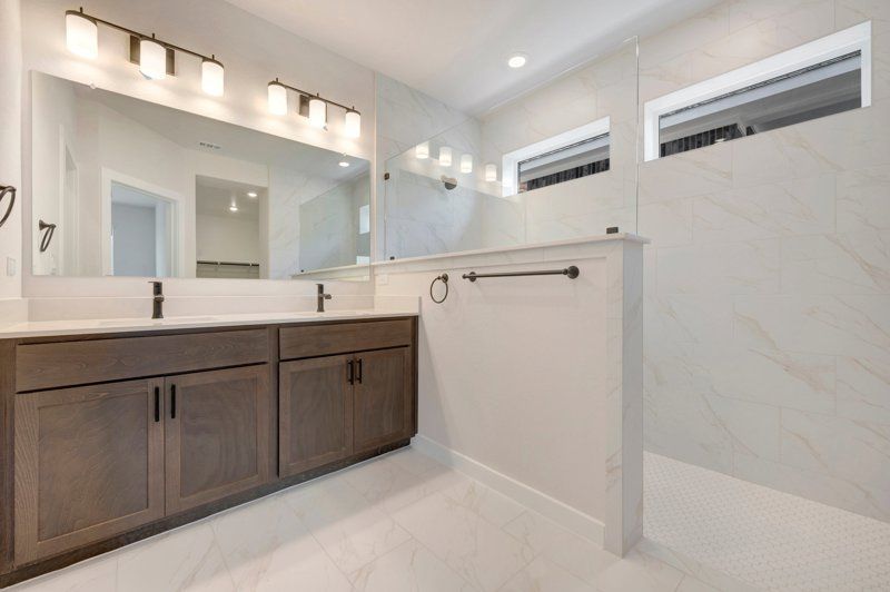 Owner's Bath
