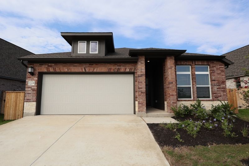 Amaryllis - Briggs Ranch - Select Classic Series: San Antonio, Texas - David Weekley Homes