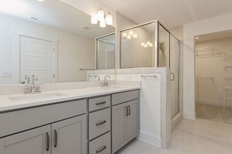Owner's Bath