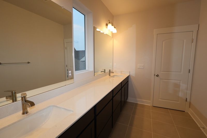 Owner's Bath