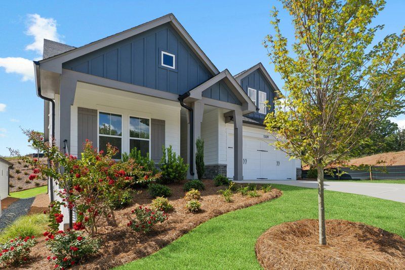 Gatwick - Lanier Landing - Retreat Collection: Gainesville, Georgia - David Weekley Homes