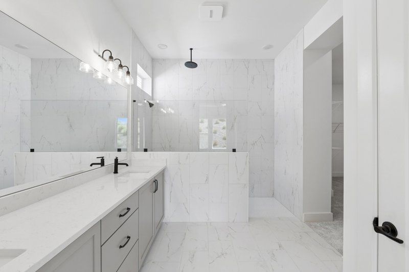 Owner's Bath