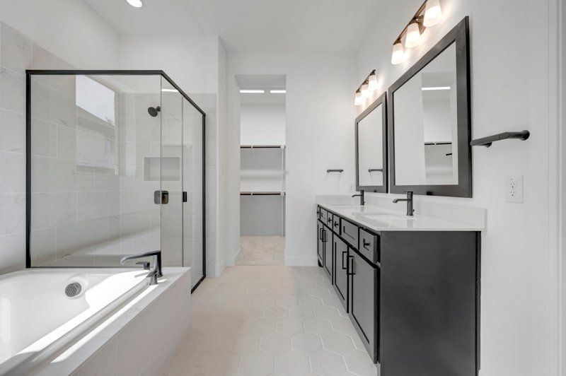 Owner's Bath