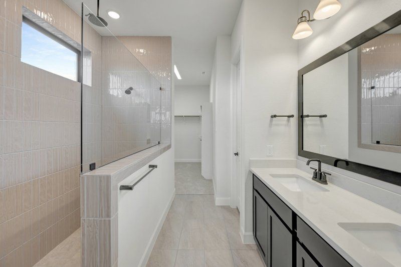 Owner's Bath