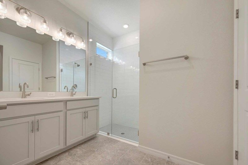 The Briarbrook - Owner's Bath
