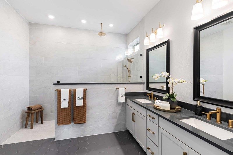 The Presidio - Owner's Bath