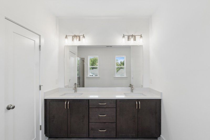 Owner's Bath