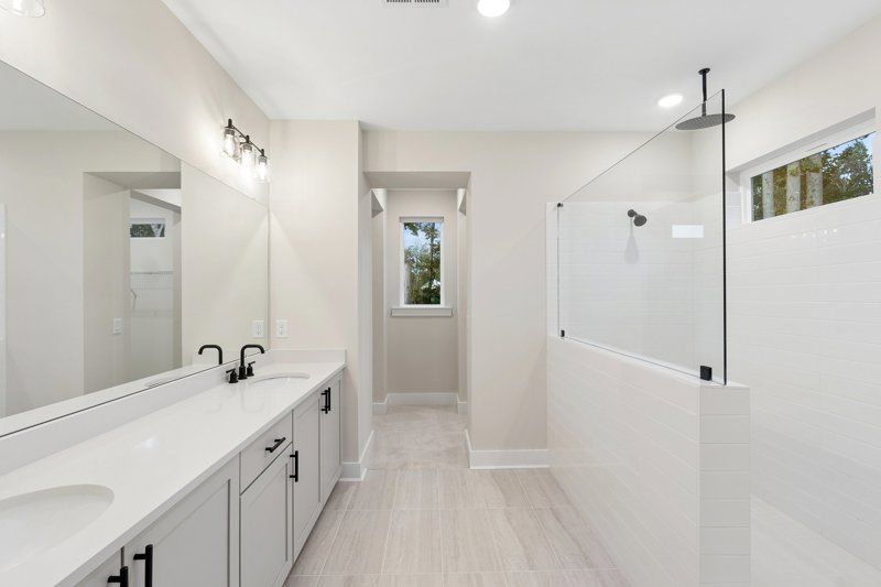 Owner's Bath