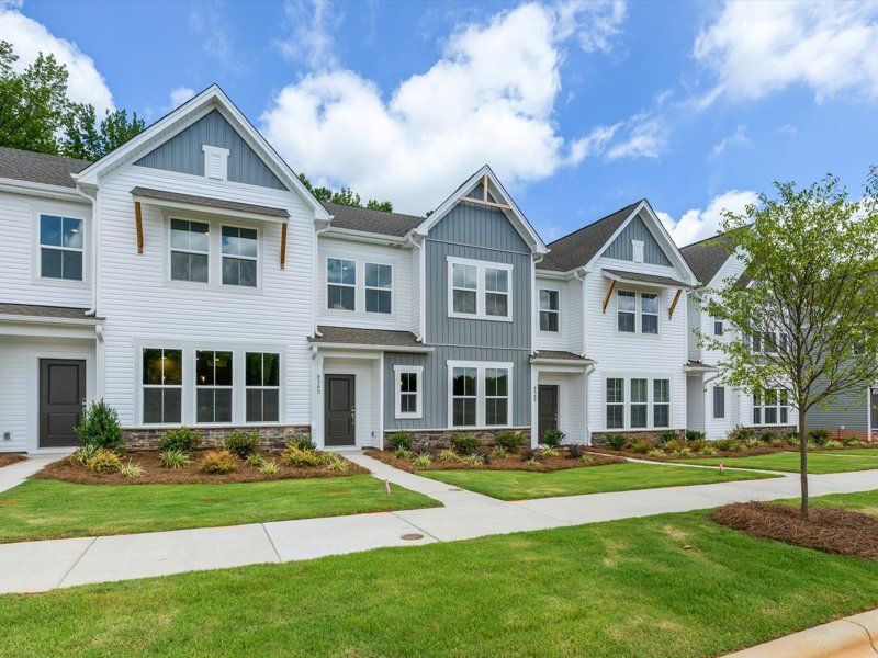 6565 Fire Lily Lane (Magpie)