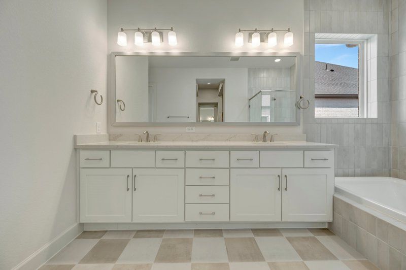 Owner's Bath