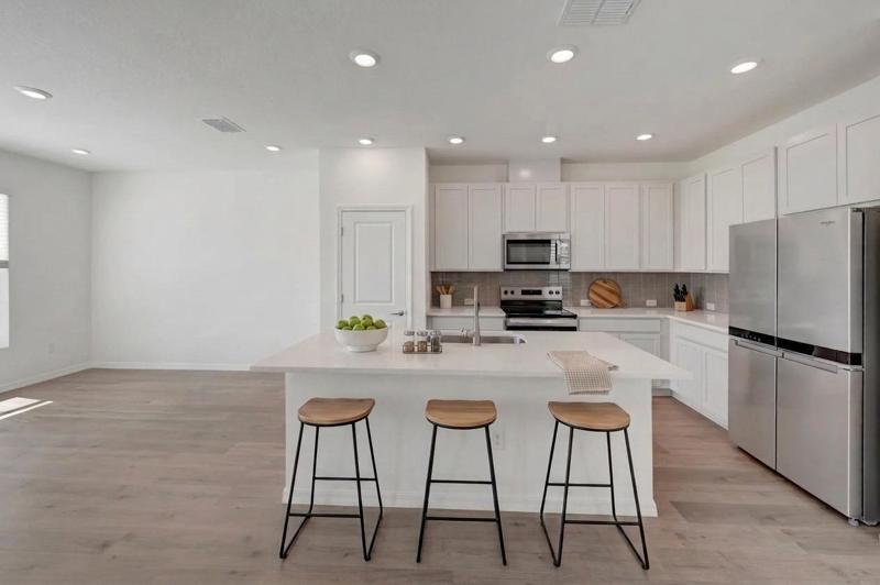 Waterset Townhomes - Apollo Beach, FL