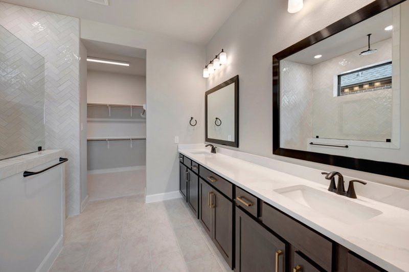 Owner's Bath