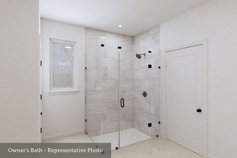 The Broadwater - Owner's Bath