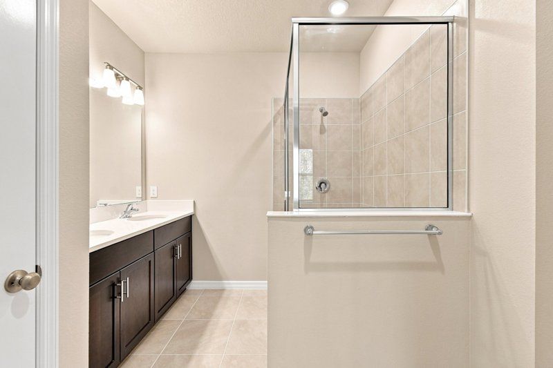 Owner's Bath