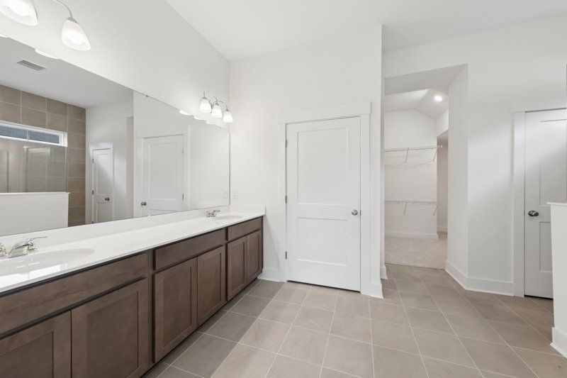 Owner's Bath