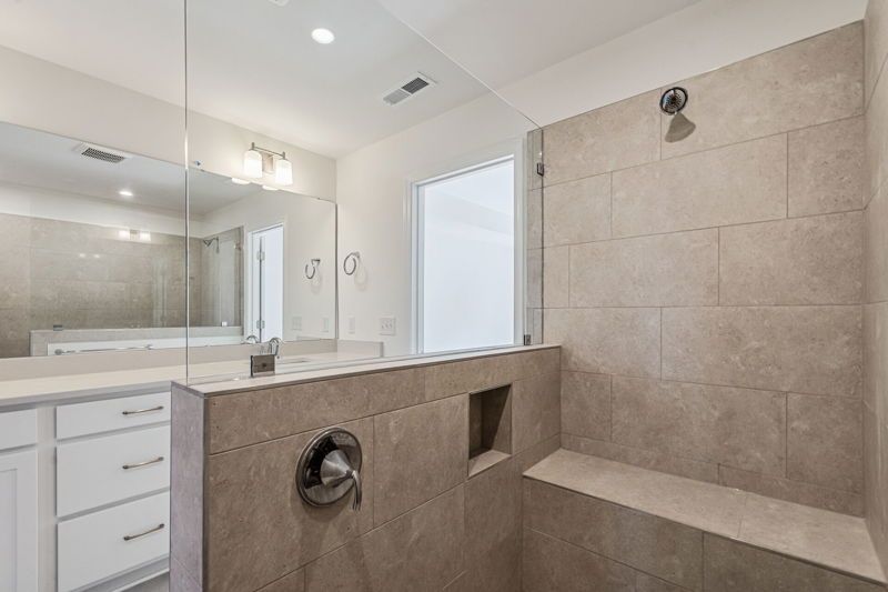 Owner's Bath