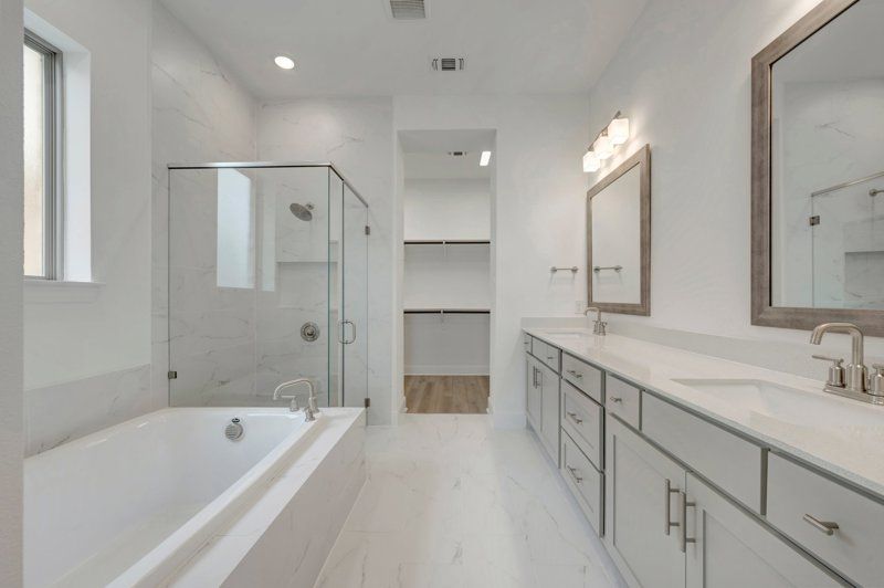 Owner's Bath