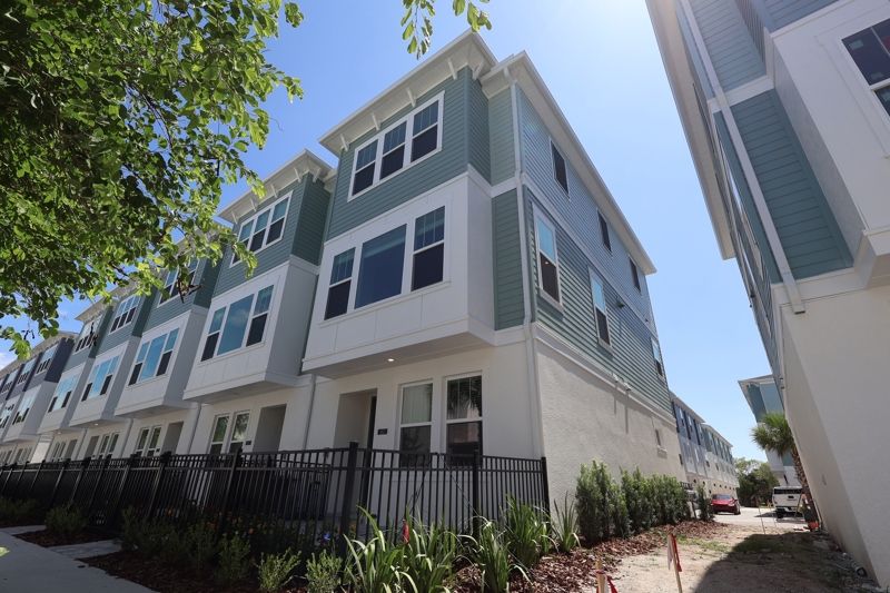 Towns at Union - Saint Petersburg, FL