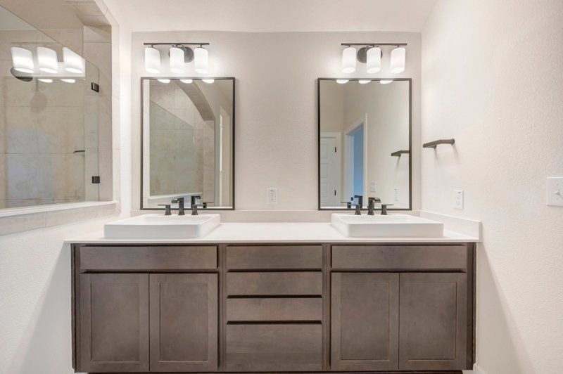 Owner's Bath