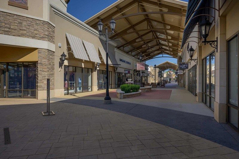 Charlotte Premium Outlets