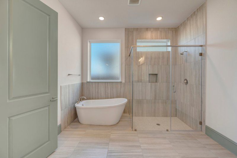 Owner's Bath