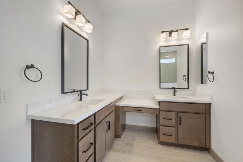 Owner's Bath