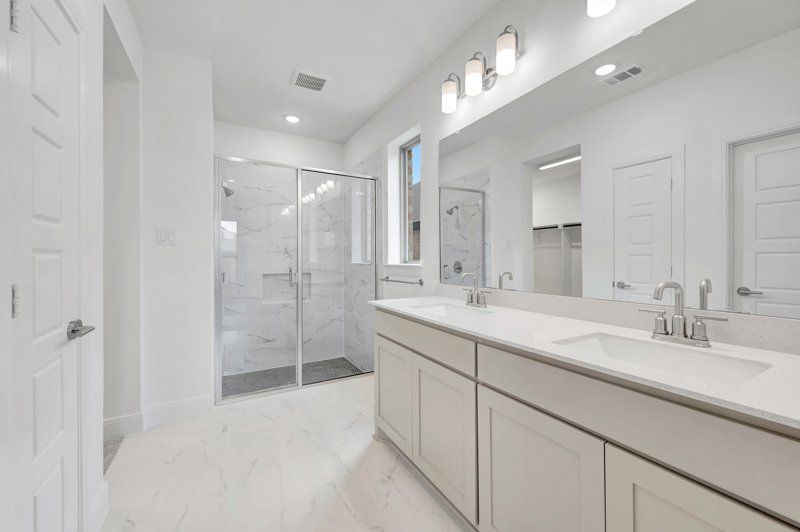 Owner's Bath