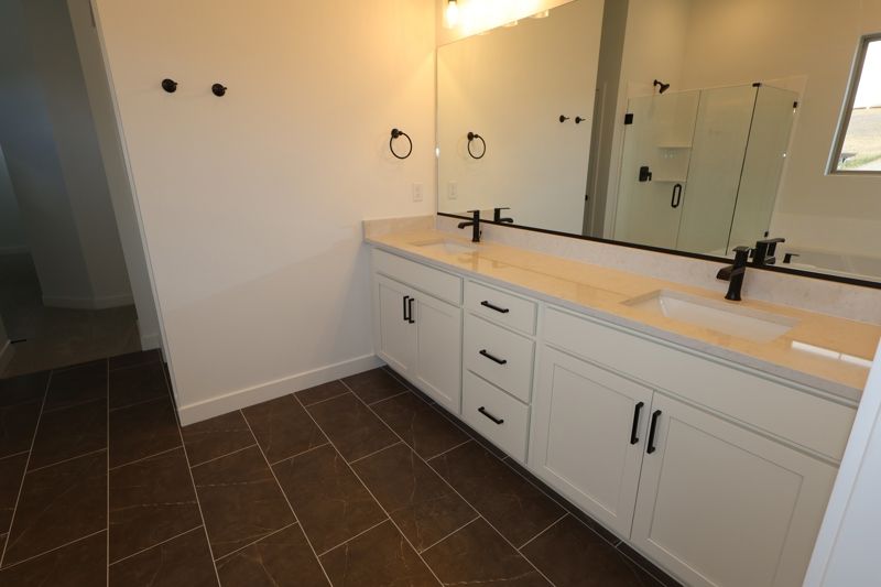 Owner's Bath