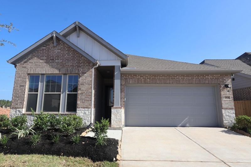 Baileywood - Escondido - Terrace Collection: Magnolia, Texas - David Weekley Homes