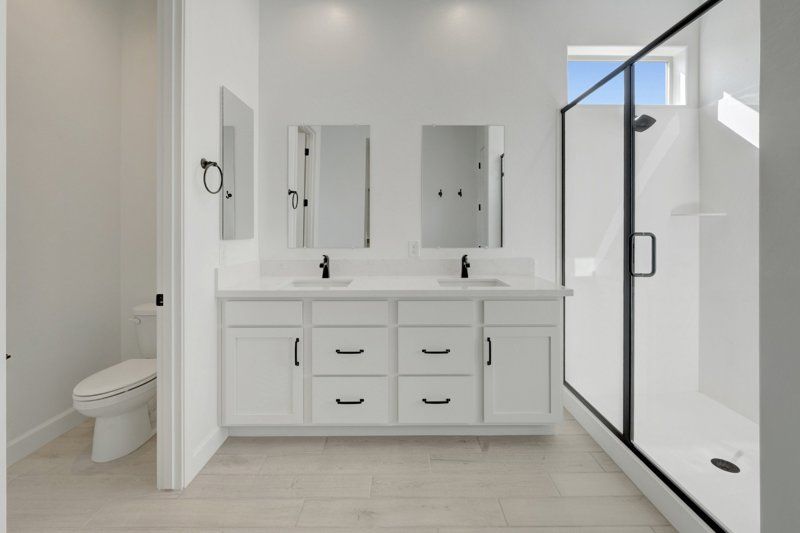 Owner's Bath