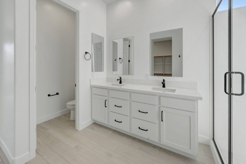 Owner's Bath