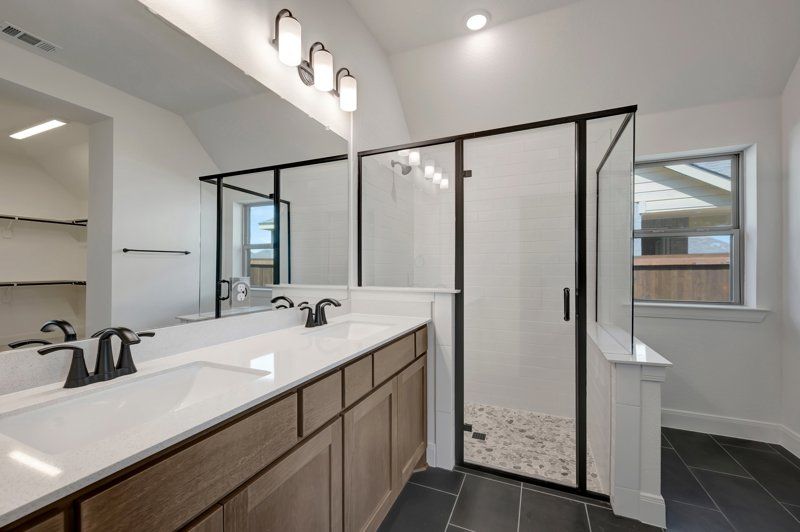 Owner's Bath