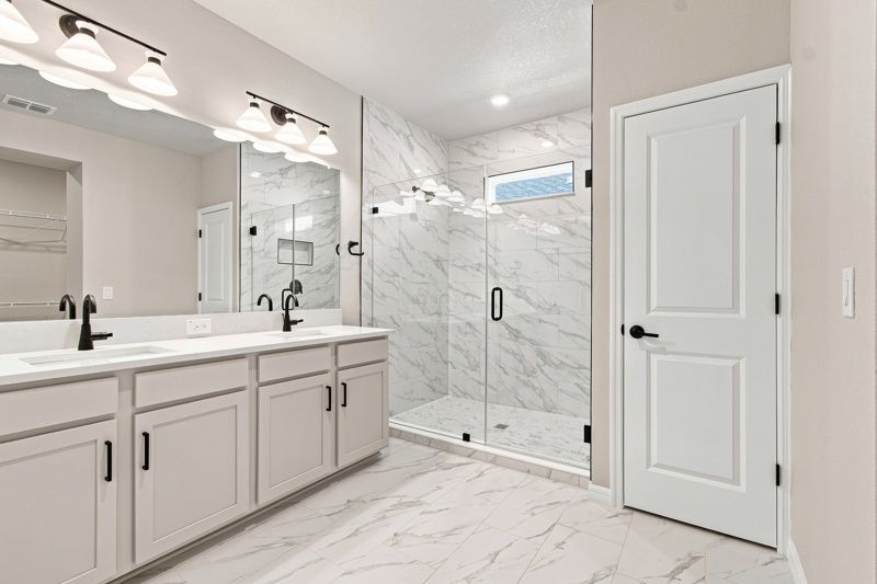 Owner's Bath