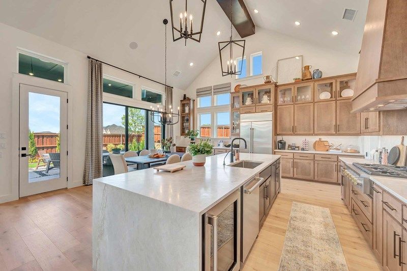 The Derek - Kitchen