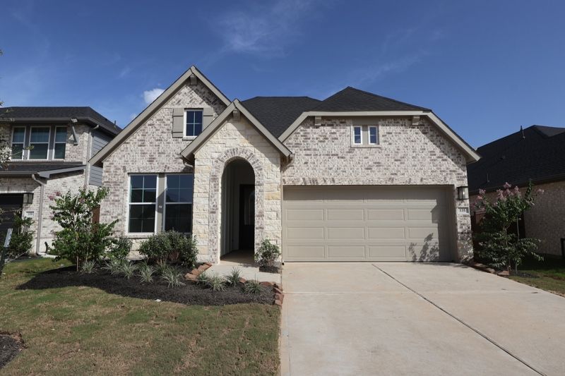 Gladesdale - Brookewater - Terrace Collection: Rosenberg, Texas - David Weekley Homes