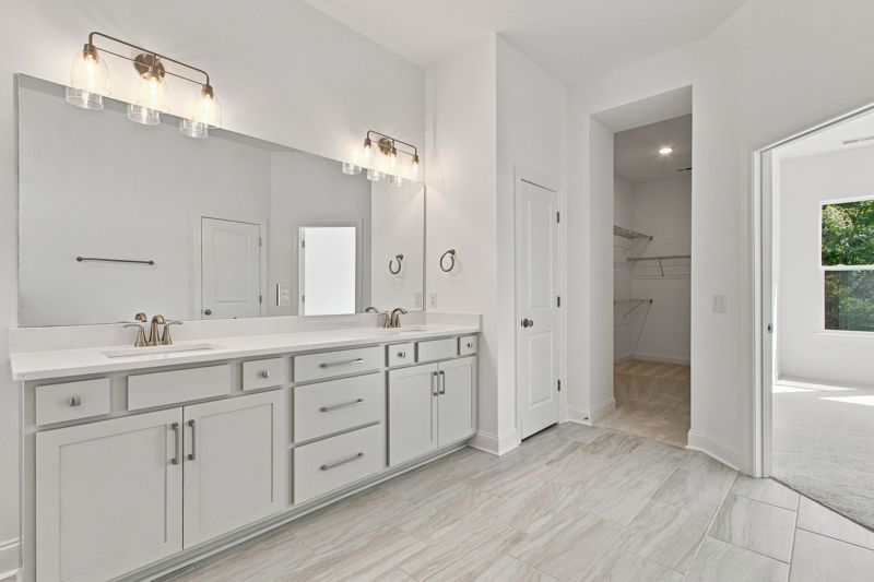 Owner's Bath