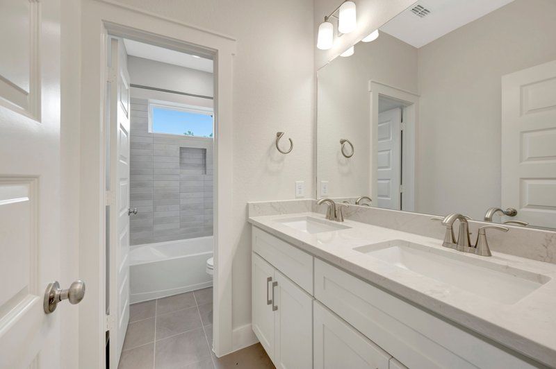 Owner's Bath