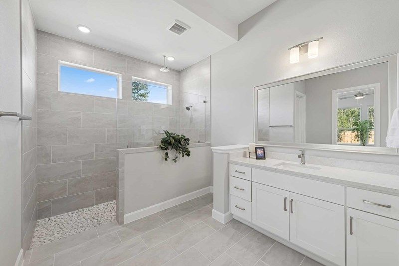Owner's Bath - Representative Photo