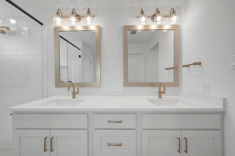 Owner's Bath