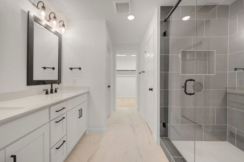 Owner's Bath